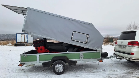 Прицеп VOYAGE Classic 2,5 Бортовой, с тентованным подъемным каркасом, окнами и задней дверью (ш. 1,3; д. 2,5) pitbikemarket.ru